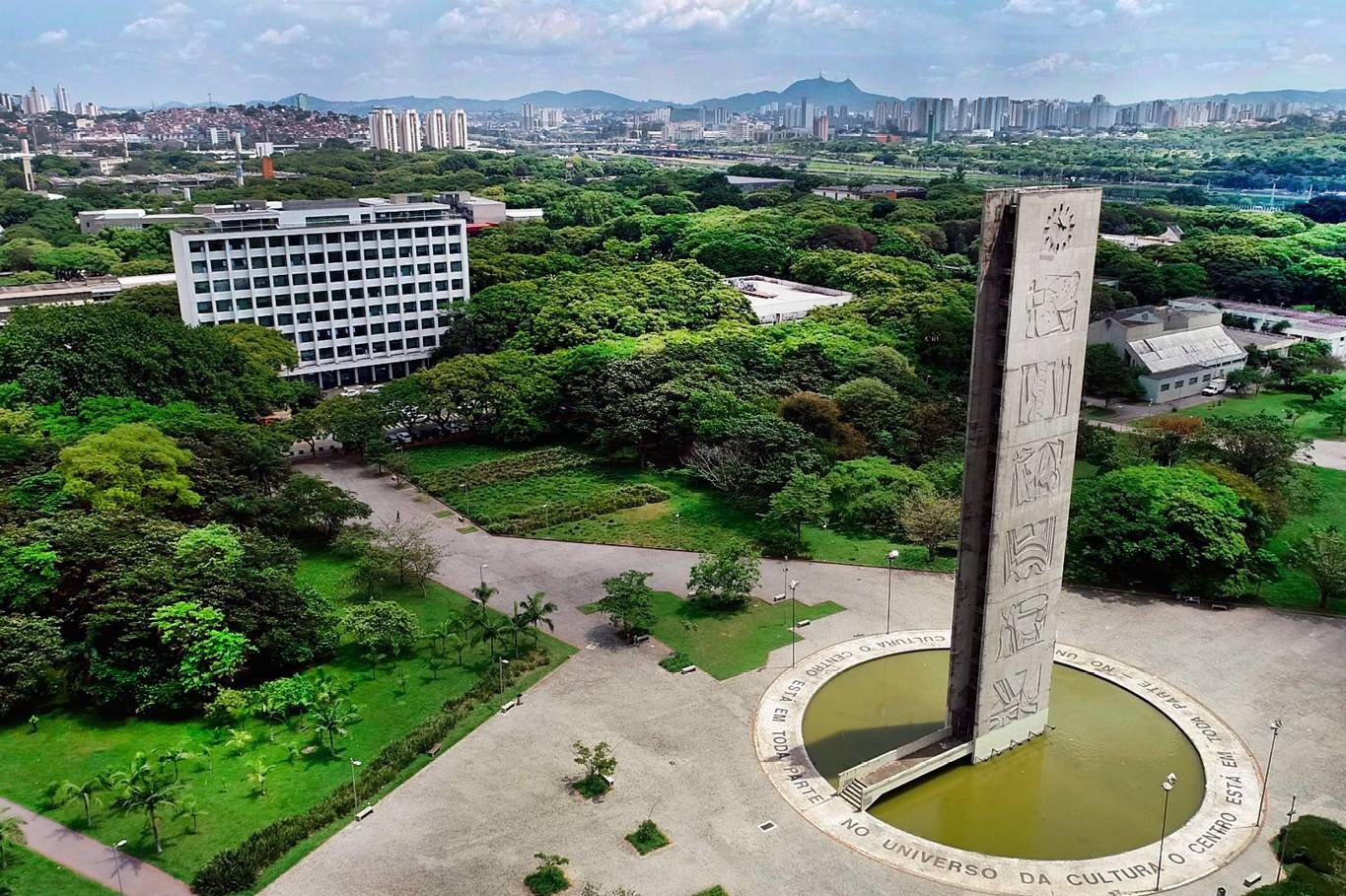 USP oferece cursos de IA gratuitos e online para diversos públicos