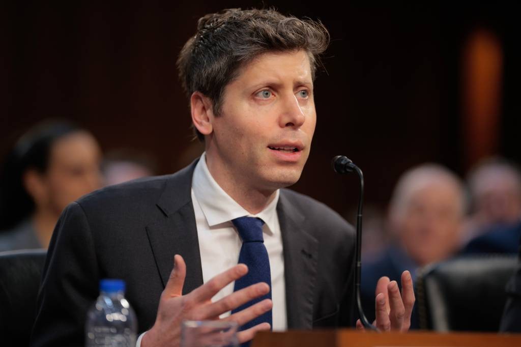 Sam Altman cita riscos da IA e adia IPO trilionário da OpenAI: “não em 2026”